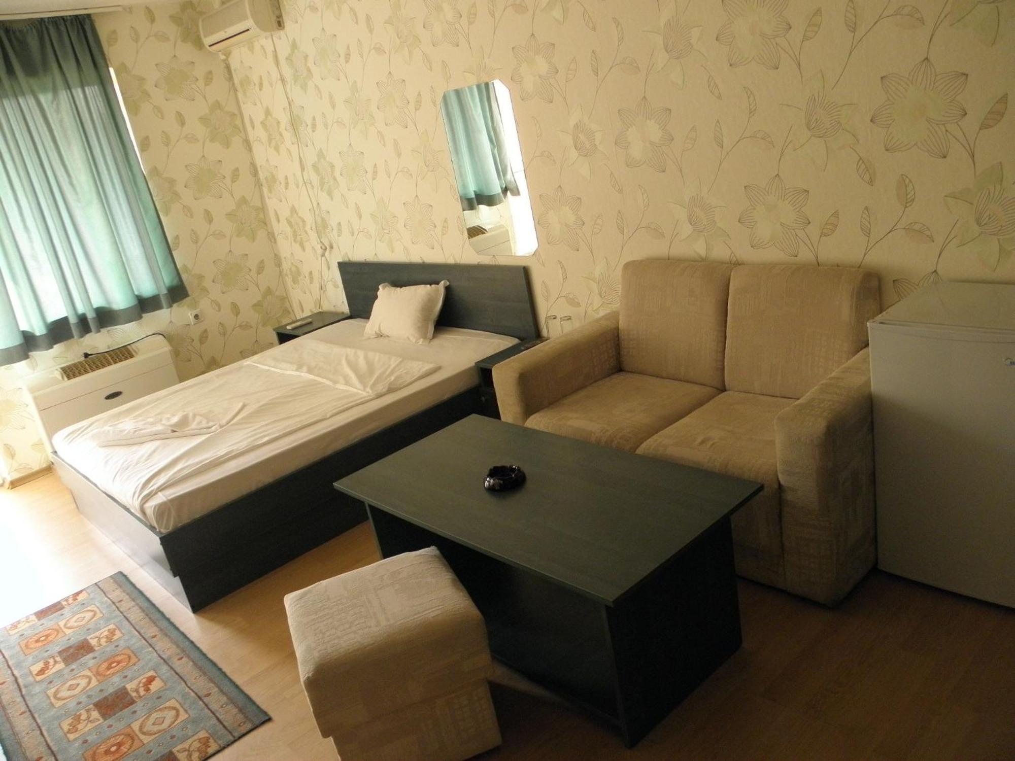 Hotel Pilevski Blagoevgrad Exteriör bild